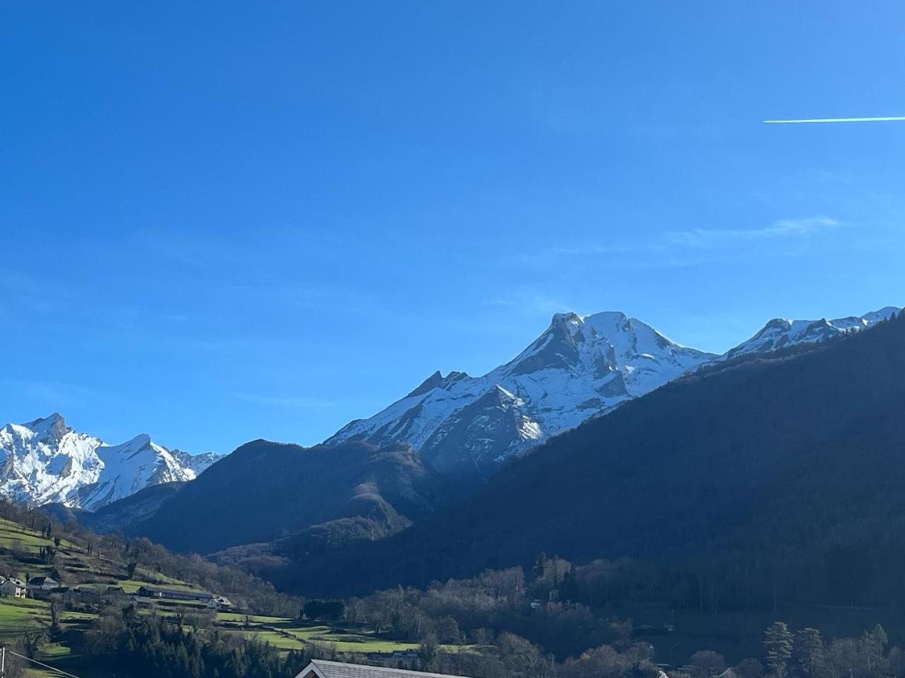 Appartement Cocoon Avec Jardin Et Vue Montagne Laruns Exterior foto