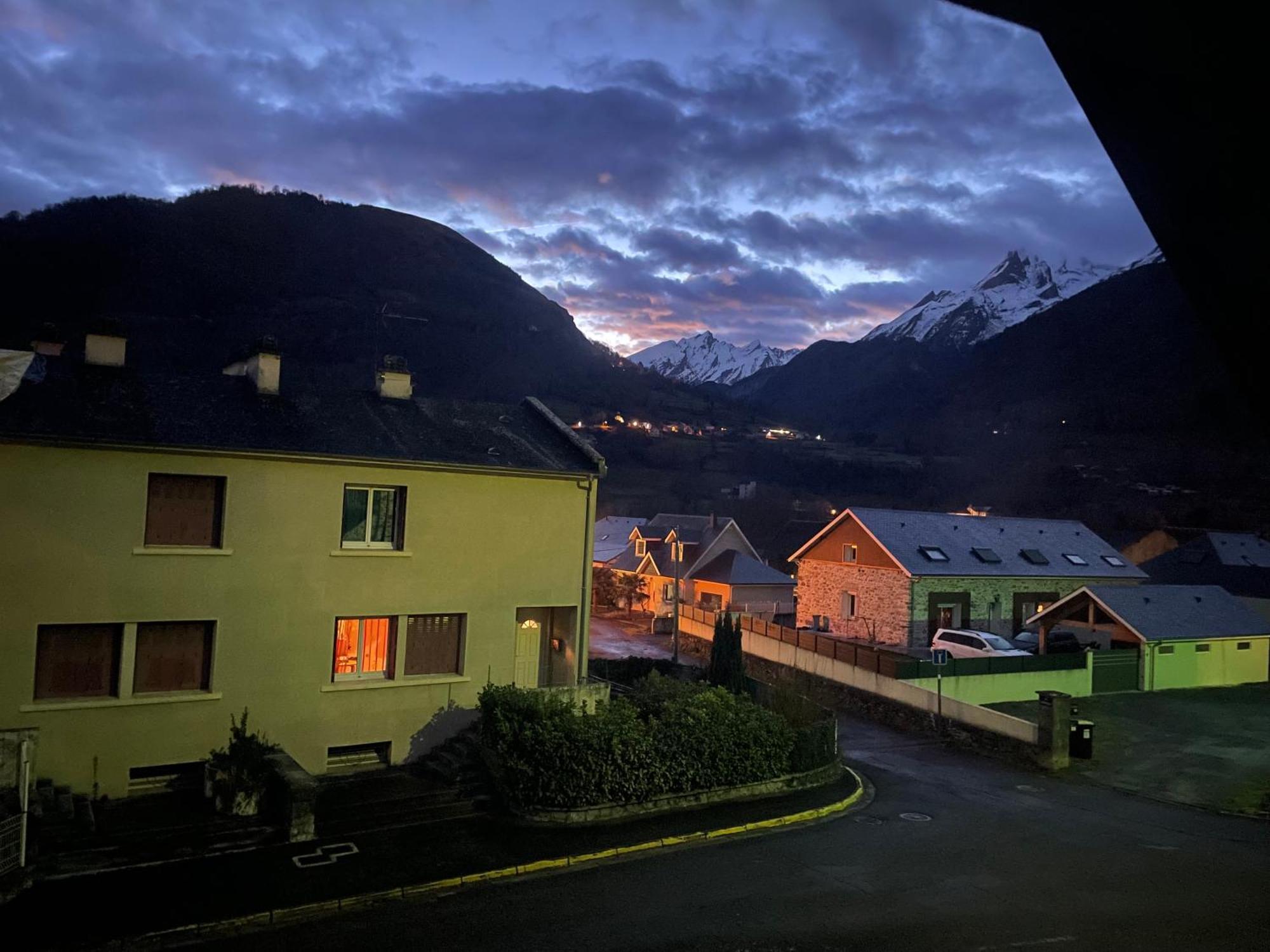 Appartement Cocoon Avec Jardin Et Vue Montagne Laruns Exterior foto